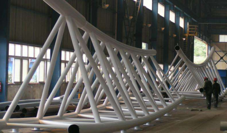 大兴管廊钢结构与桁架结构的管道支架应该如何区分